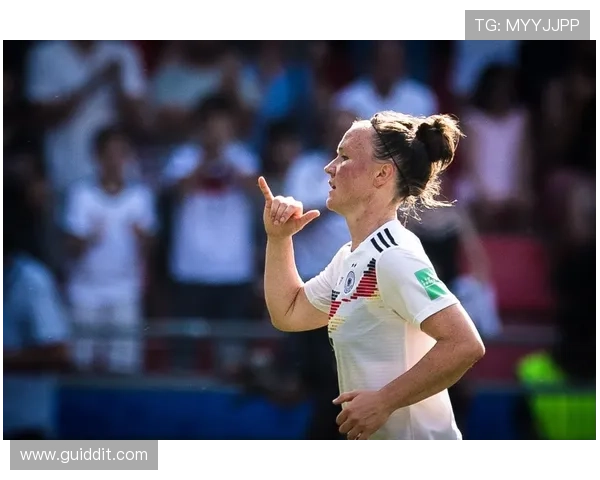 德国女足保持出色状态，继续在国际赛事中展现竞争力和辉煌表现