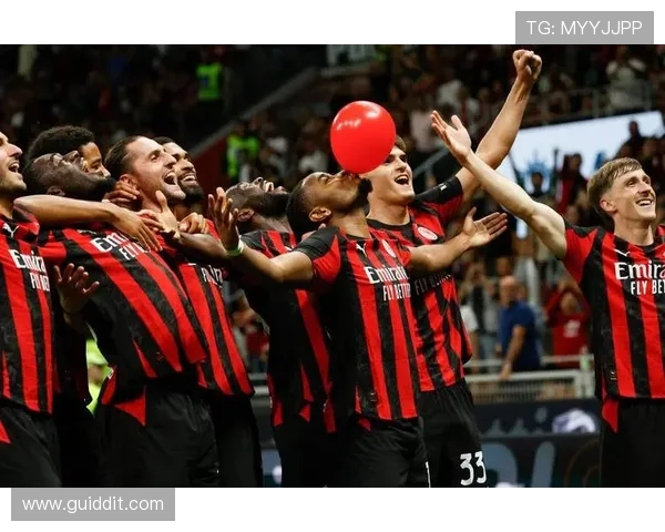 AC米兰战术困局加剧,老将依赖暴露争冠短板,复兴进程面临阶段性考验