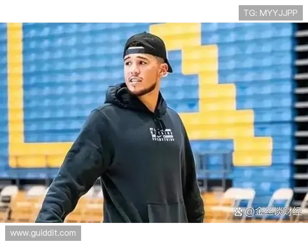 德文·布克投篮出手变化提升得分效率明显拉开队内得分差距